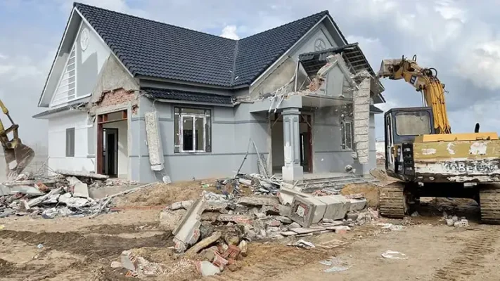 Dịch vụ phá dỡ công trình chuyên nghiệp